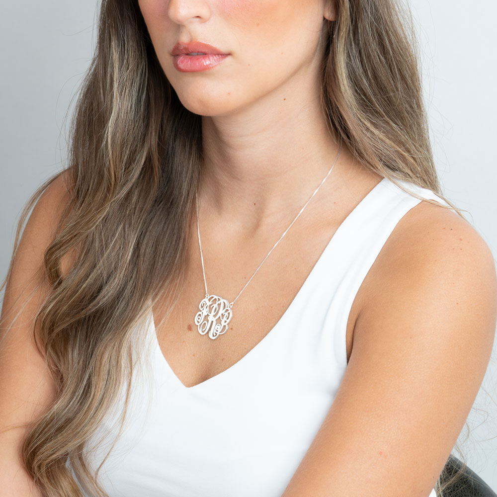 Twisted Split Chain Monogram Necklace on a model - 2