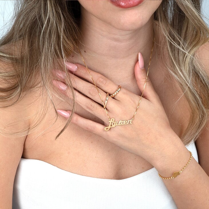 Retro Name Necklace - Picture 3