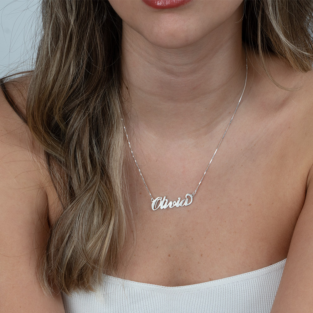 Brushed Carrie Name Necklace