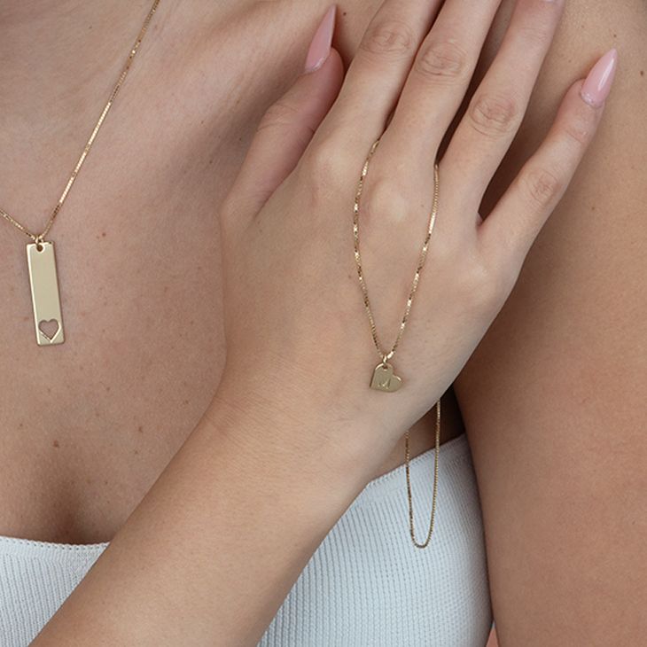 Mother And Daughter Necklace model