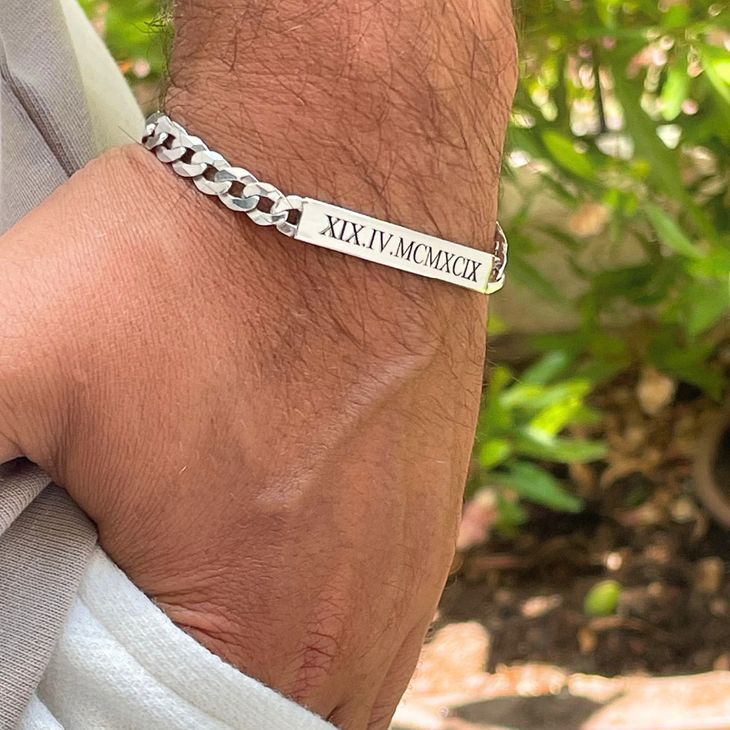 Bar ID Bracelet model