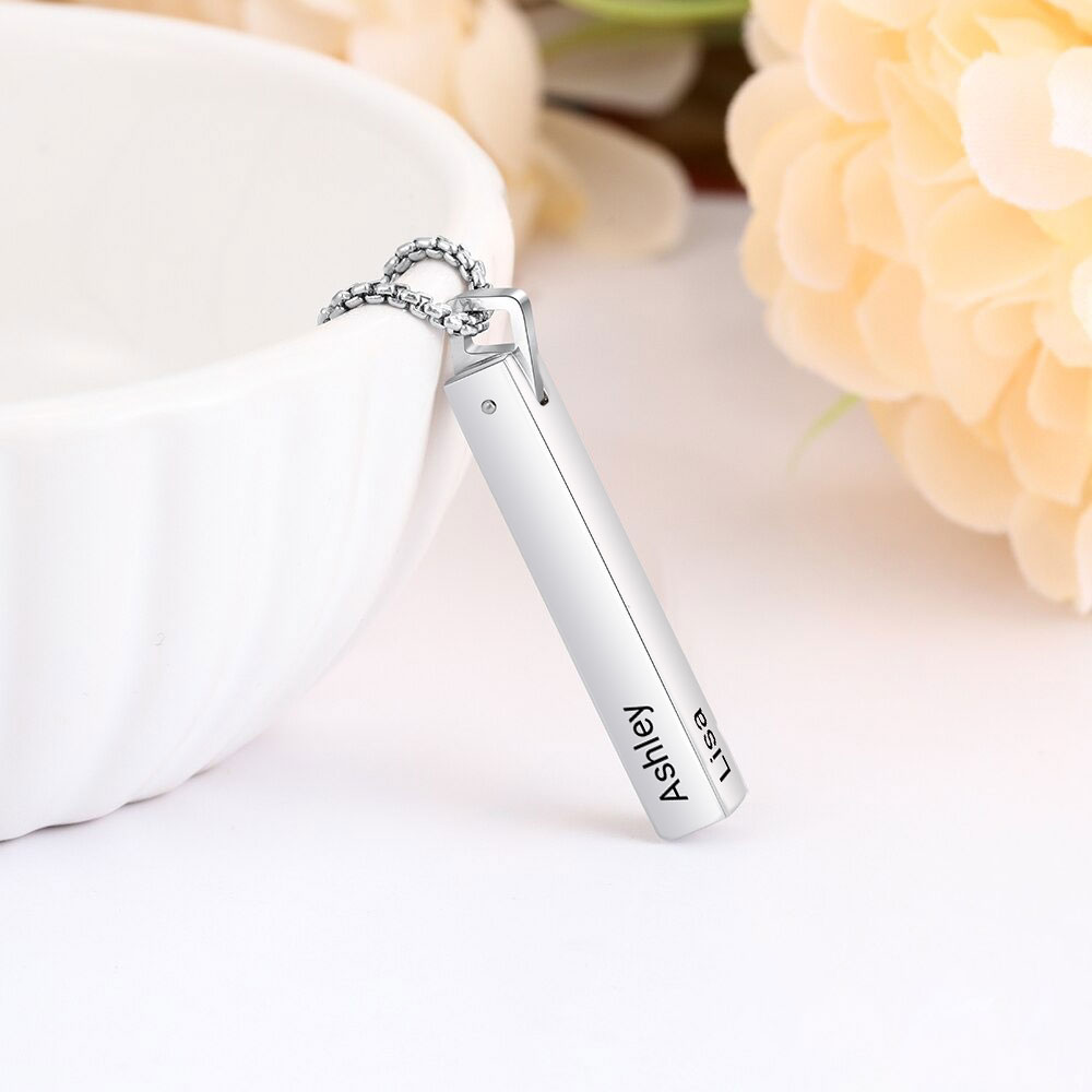 3D Engraved Bar Necklace with Names