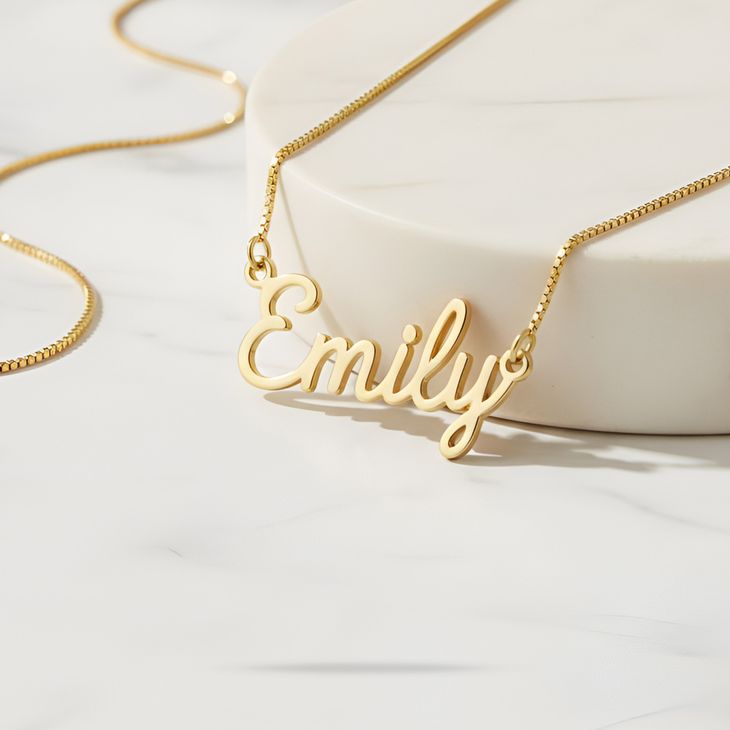 Bold Cursive Name Necklace - Picture 2