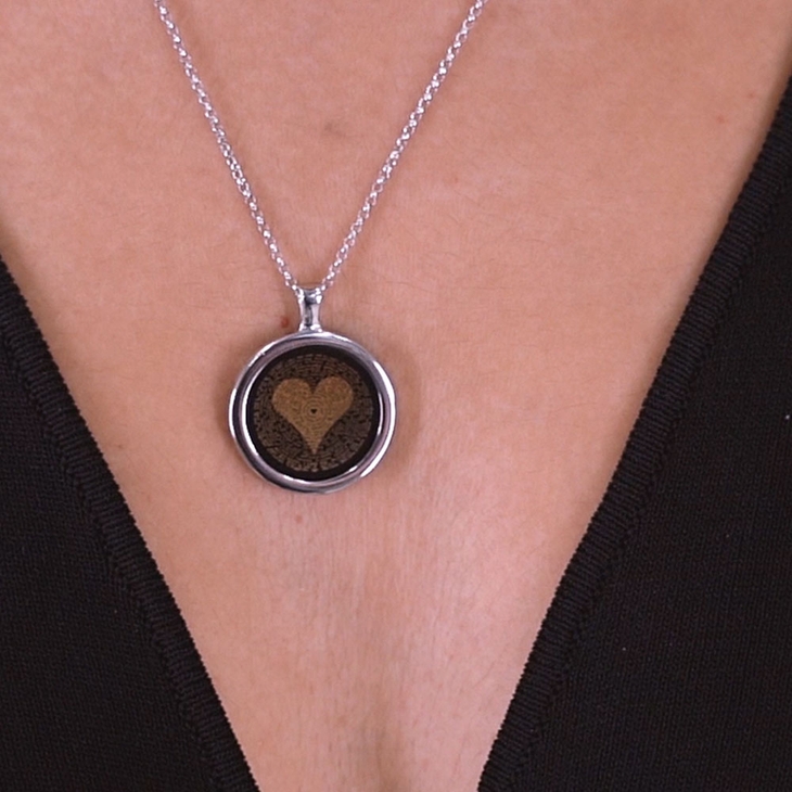 Necklace that says I love you in 100 languages model