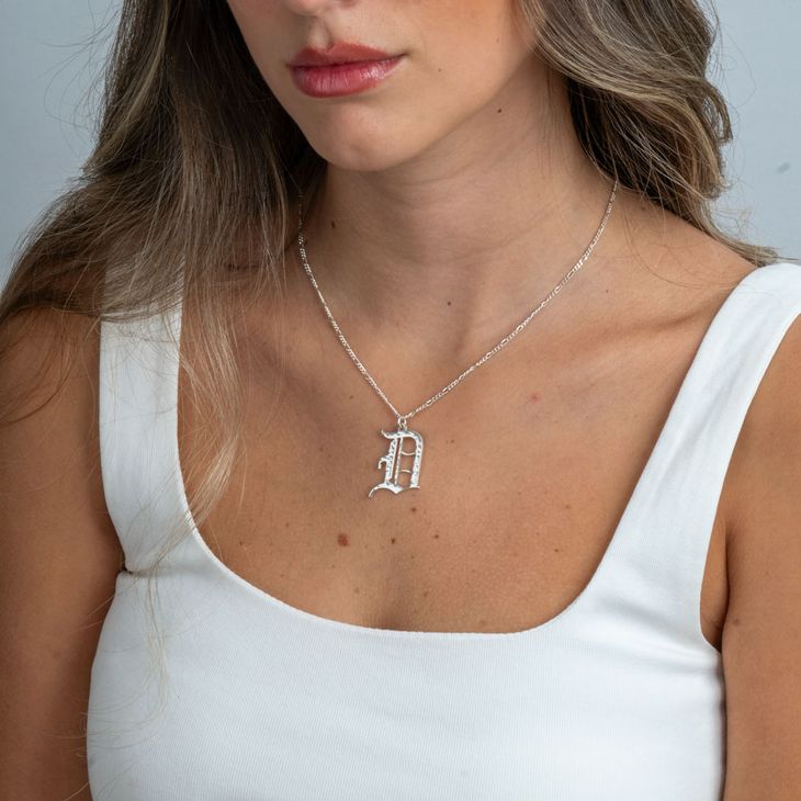 Hammered Initial Necklace - Old English model