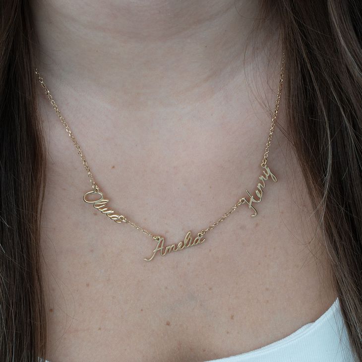 Multi Name Necklace - Cursive Nameplate model