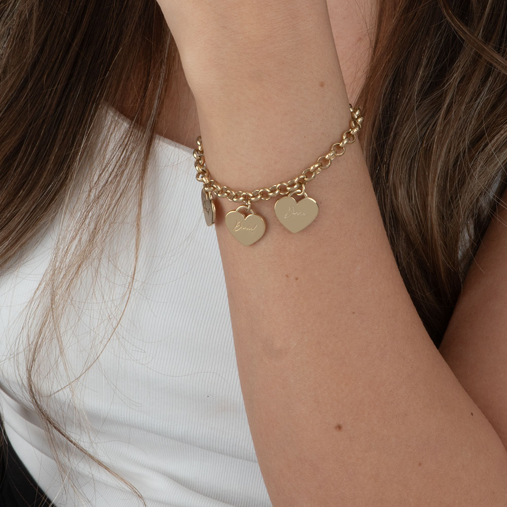 Personalized Bracelet for Mum With Engraved Hearts on a model - 2