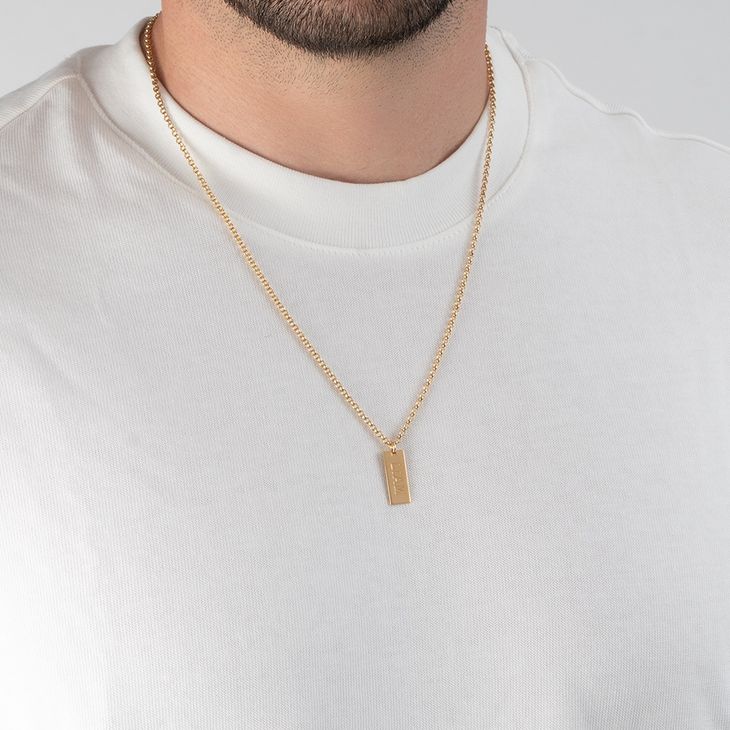 Men’s Personalized Engraved Bar Necklace model