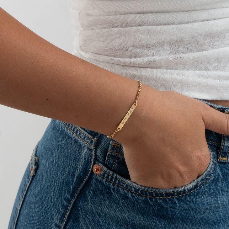 Hebrew Cursive Engraving Bar Bracelet