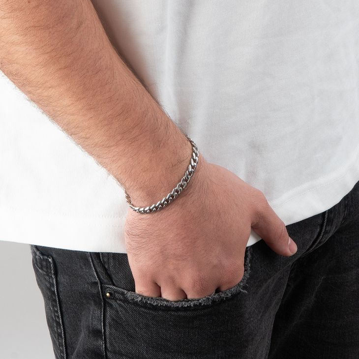 Mens Engraved Cuban Link Bracelet model