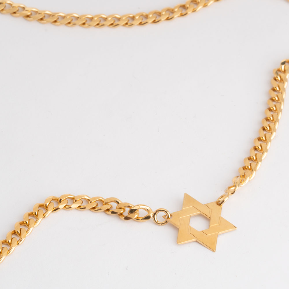 Cuban Chain Star of David Necklace on a model