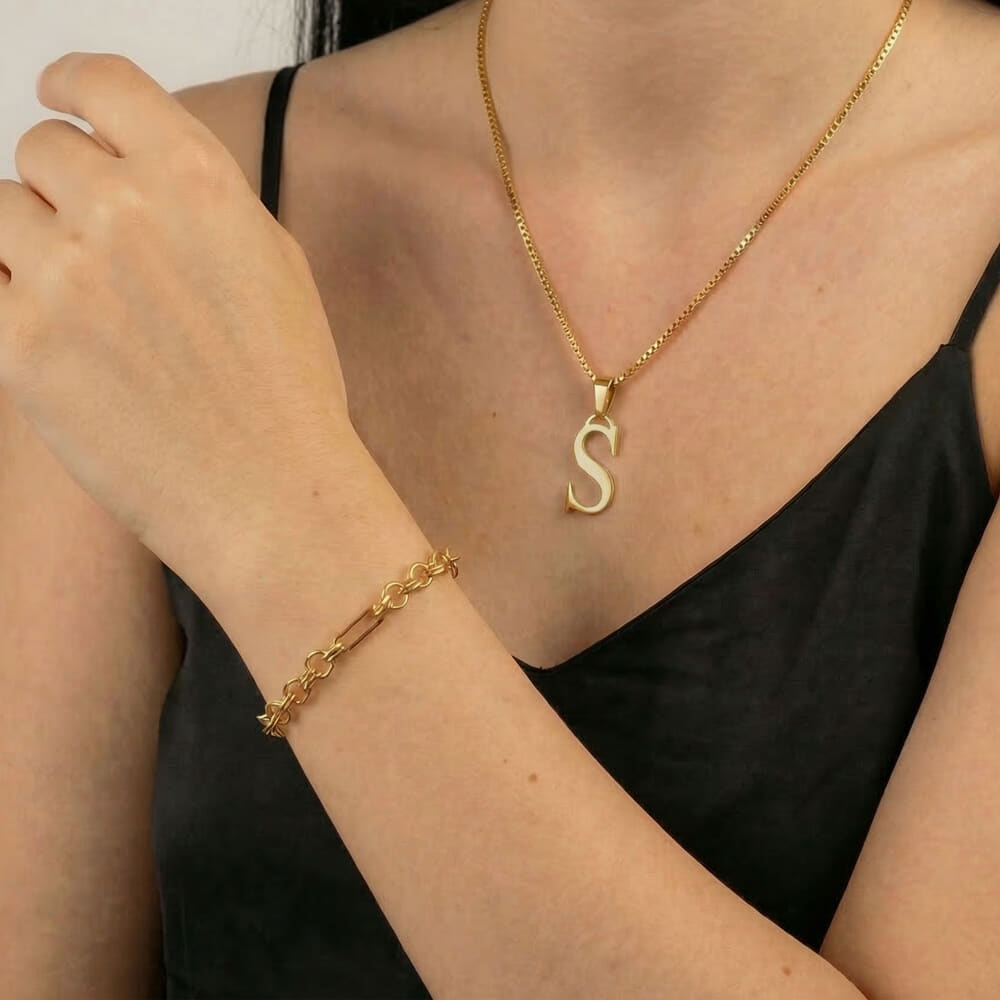 Luxury Chunky Link Bracelet on a model