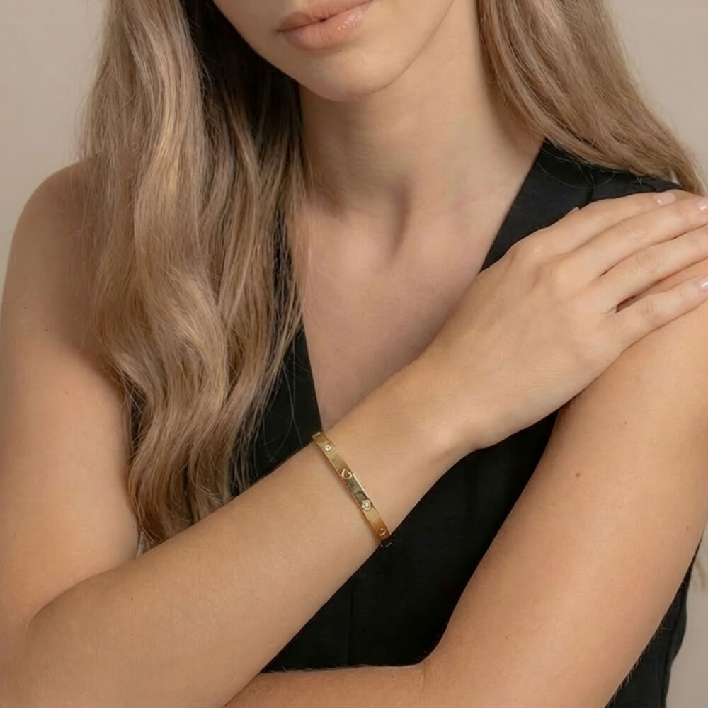 Heart Bezel Cubic Zirconia Bangle Bracelet